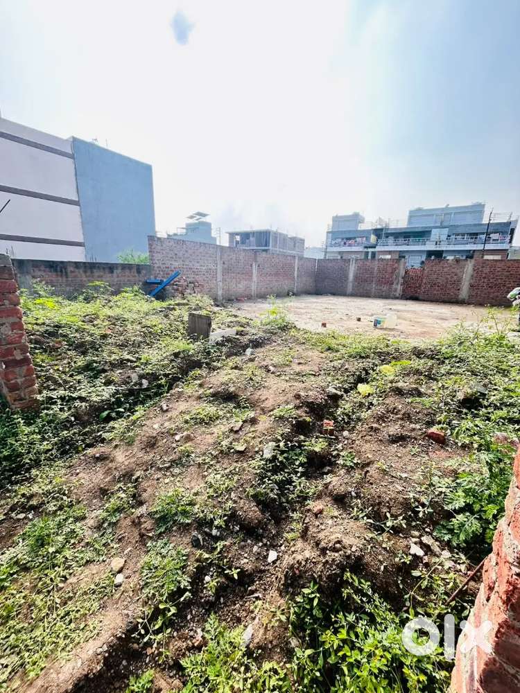 2400sqft plot for rent near bhawans school nipania