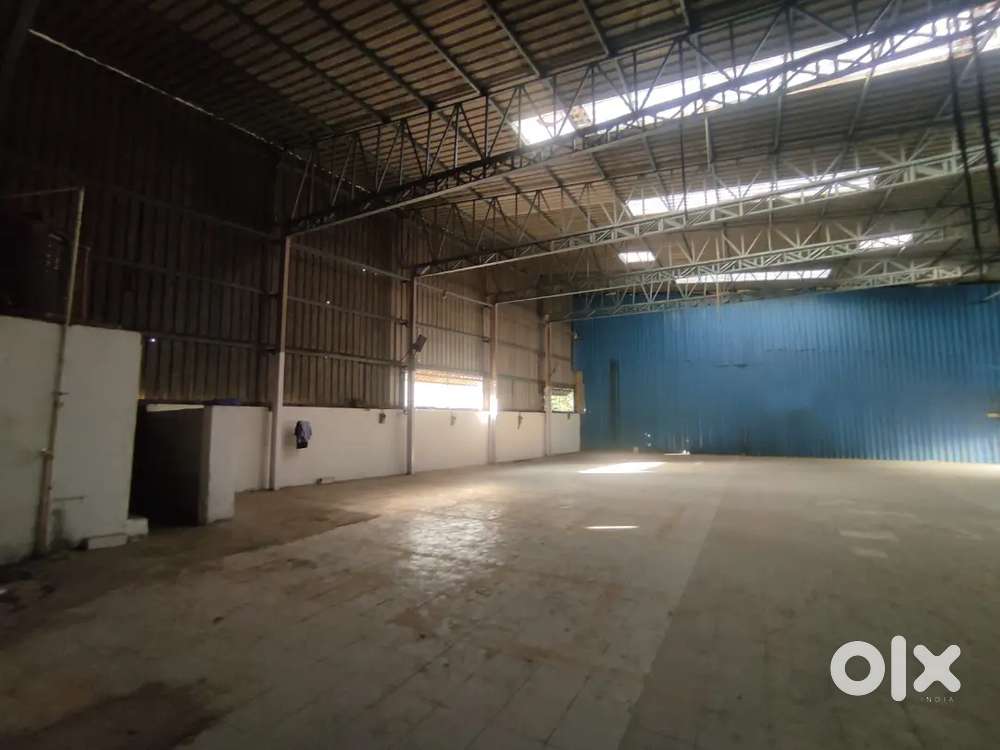 Real Photo 4000 Carpet Commercial Shed Rent Chembur Cloud kichen ok