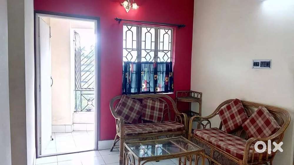 Flat Rent for Bachelor's group