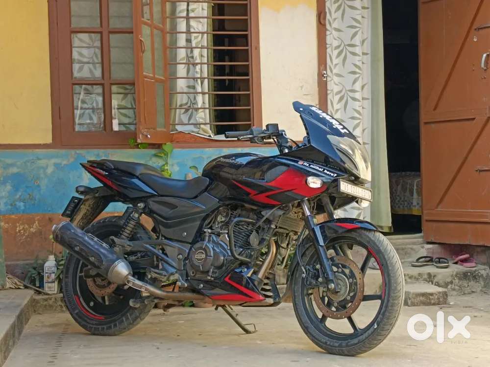 Pulsar 220 DTSi, fully fine condition