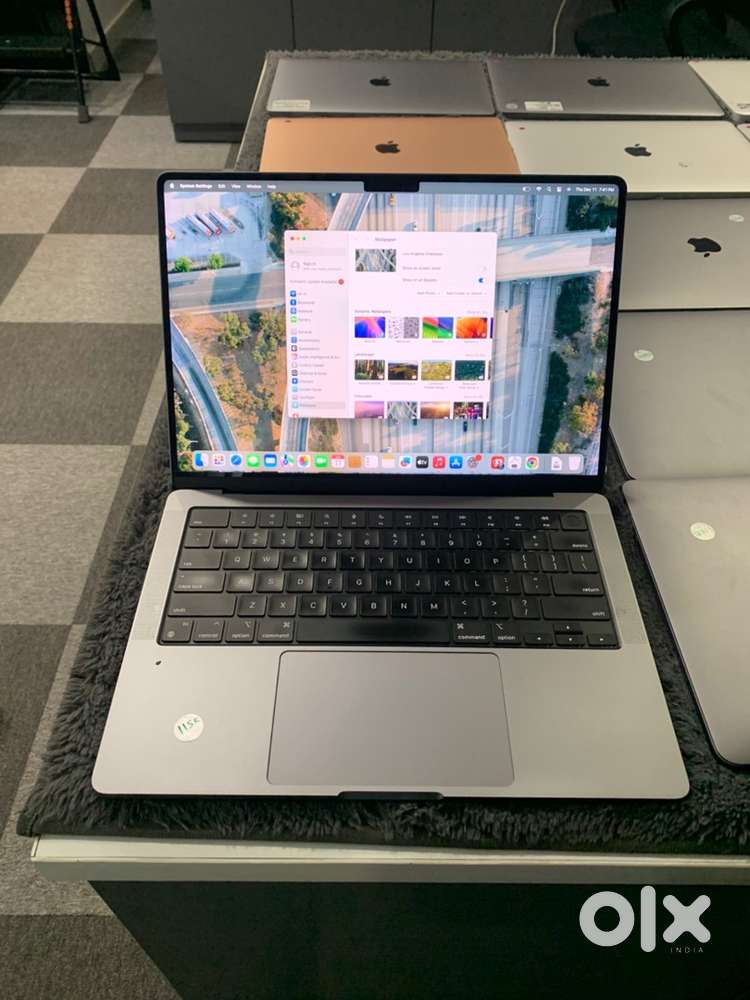 MacBook Pro / 14inch / M1 pro / 16GB / 512GB / Touch Id / Warranty
