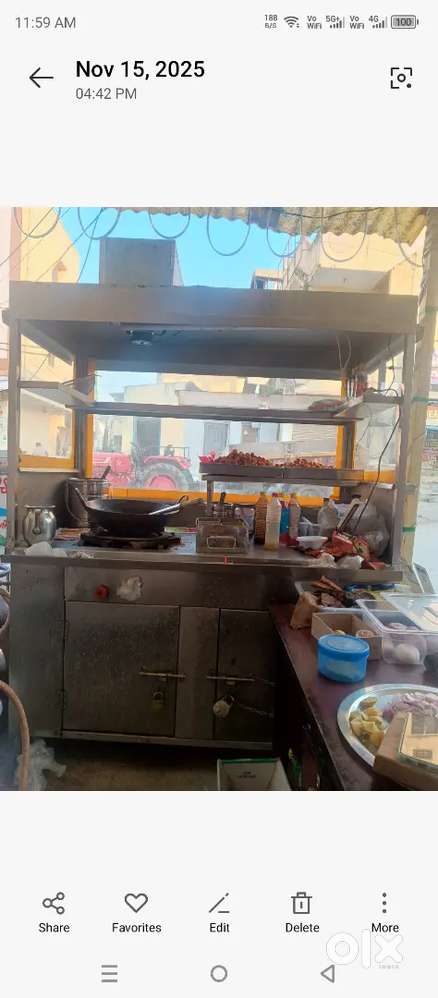 Fast food stall