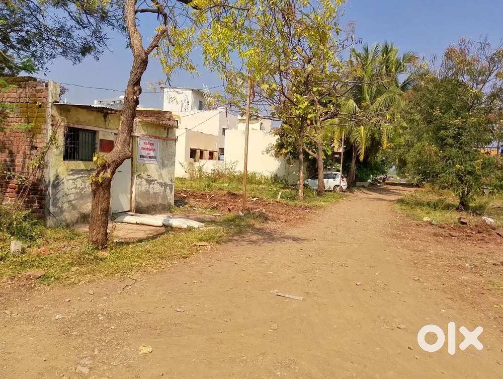 मुख्य रस्त्यालगत ओपन प्लॉट विकणे आहे