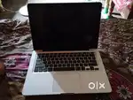 Apple Macbook pro 2.5 ghz Intel i5
