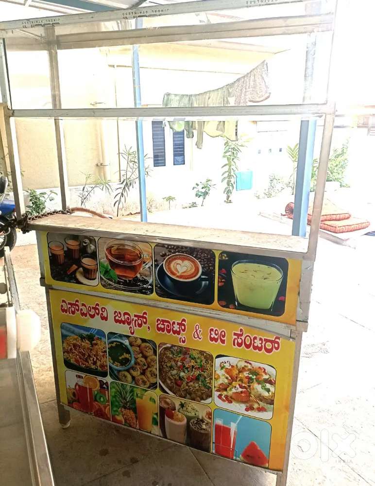 Pani puri counter