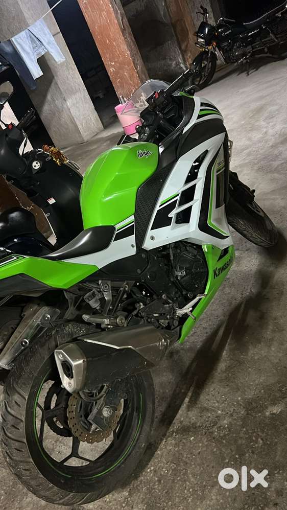 Kawasaki Ninja 300