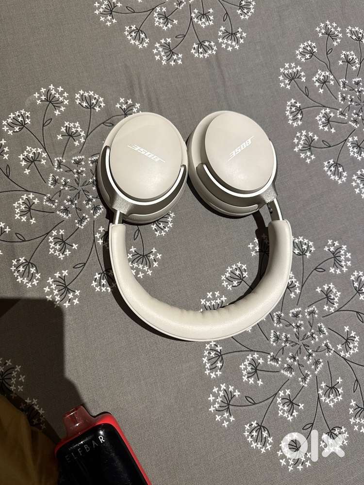 Bose quiet comfrort ultra headphone