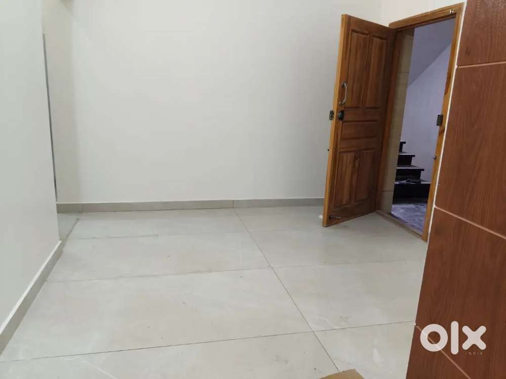 Choolaimedu 1st floor 2bhk flat for rent