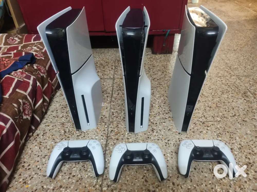 Ps5 slim disk and digital edition available.