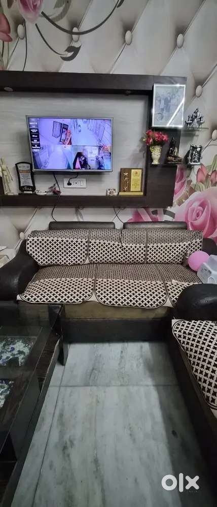 5 seater sofa