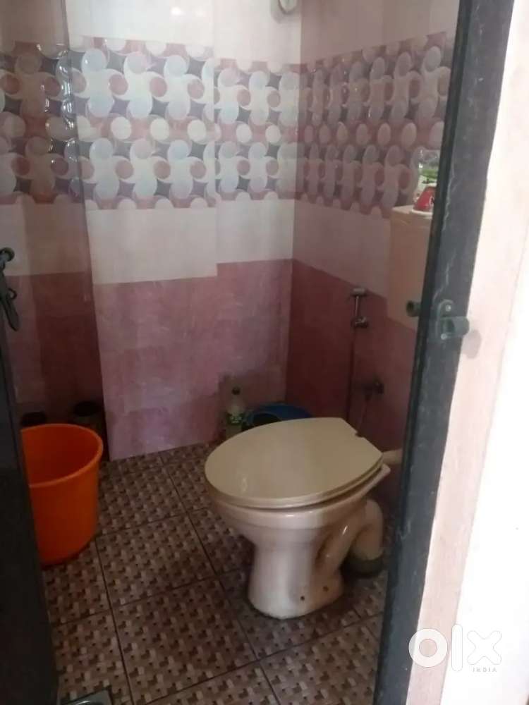 Room avaliable for 2 persons in heart, in Kakkanad near collectrate