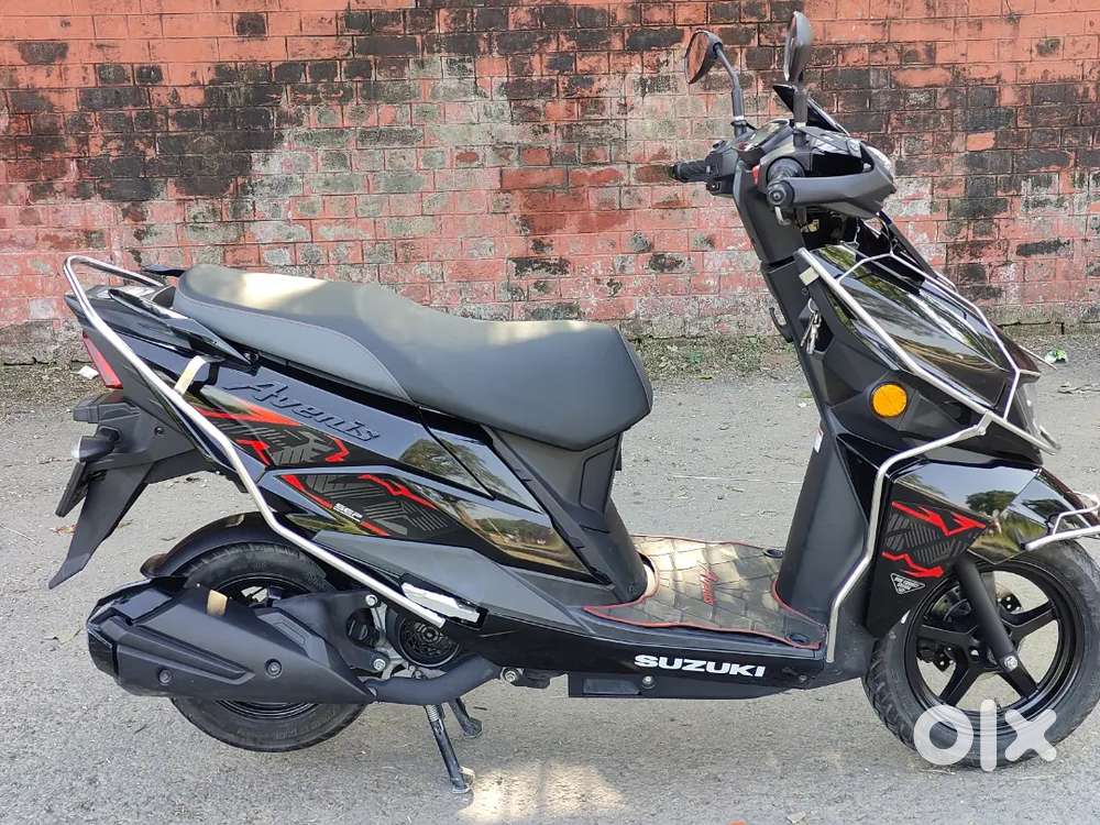 For Sale: 2024 Suzuki Avenis  Single Owner 1 Year Old  Great Condition