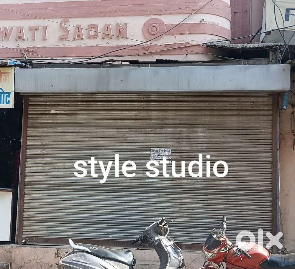 Shop and Office Roxy infront Krishna Mall