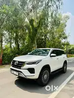 Toyota Fortuner 4X2 AT 2.8 Diesel, 2023, Diesel
