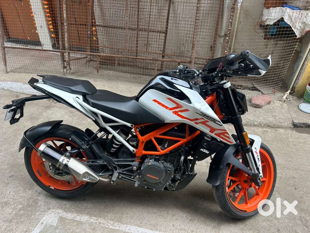 Want to sell Ktm Duke 390 in excellent condition