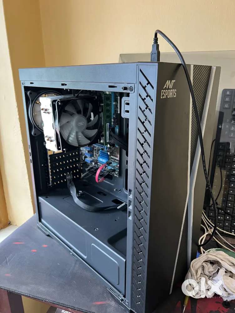 Desktop computer monitor and cpu