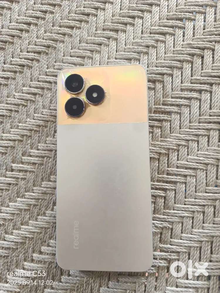 Realme c53
