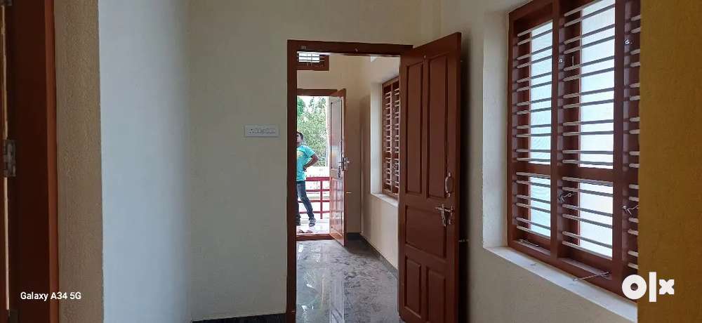 New house for rent at Thattanvilai. Behind Bharathi nager