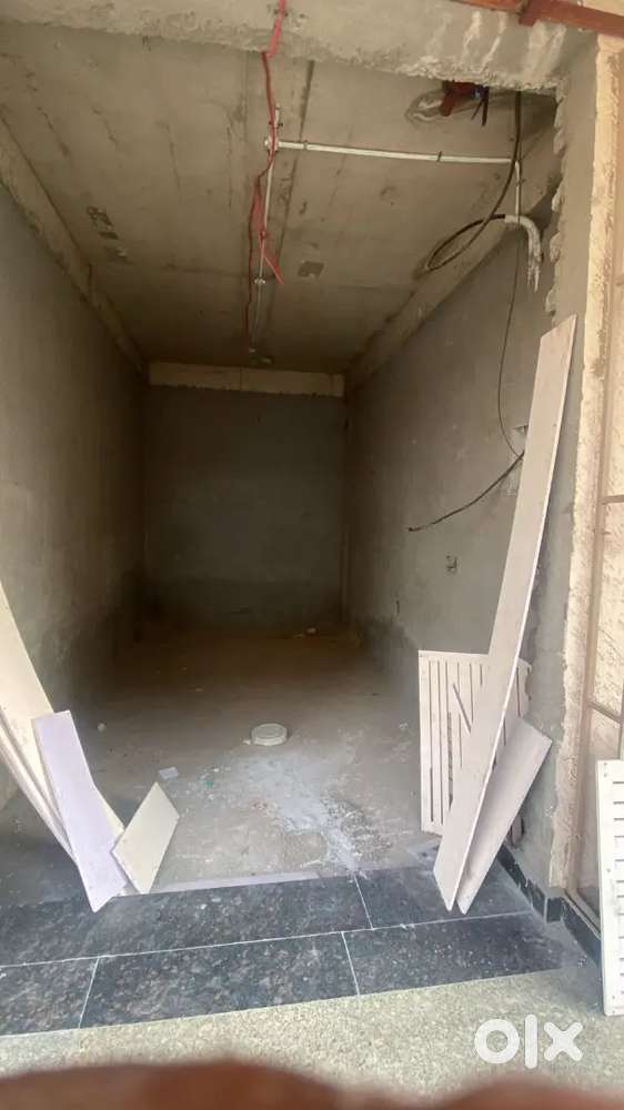 Shop on main Ambala highway Zirakpur available for sale