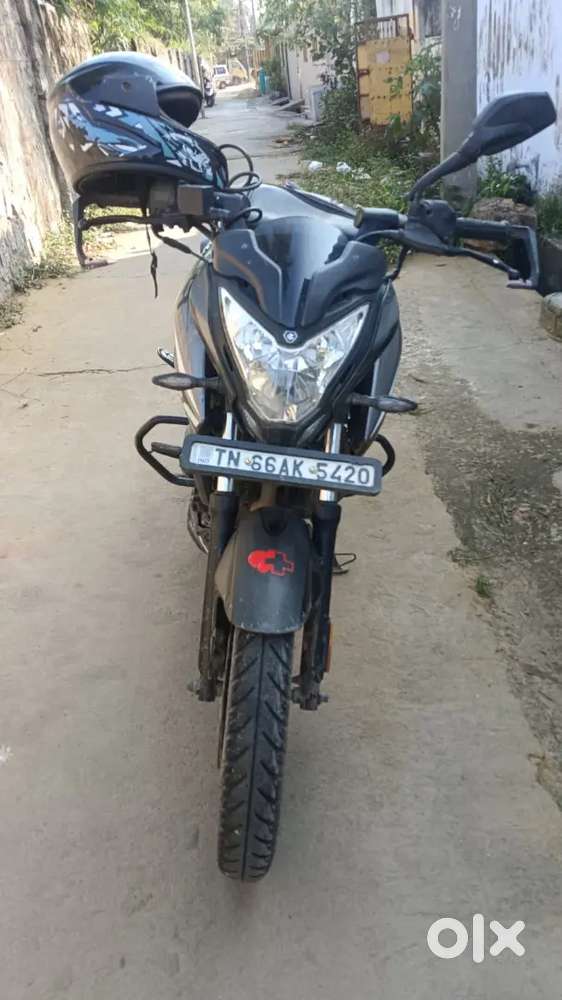 Pulsar NS 160