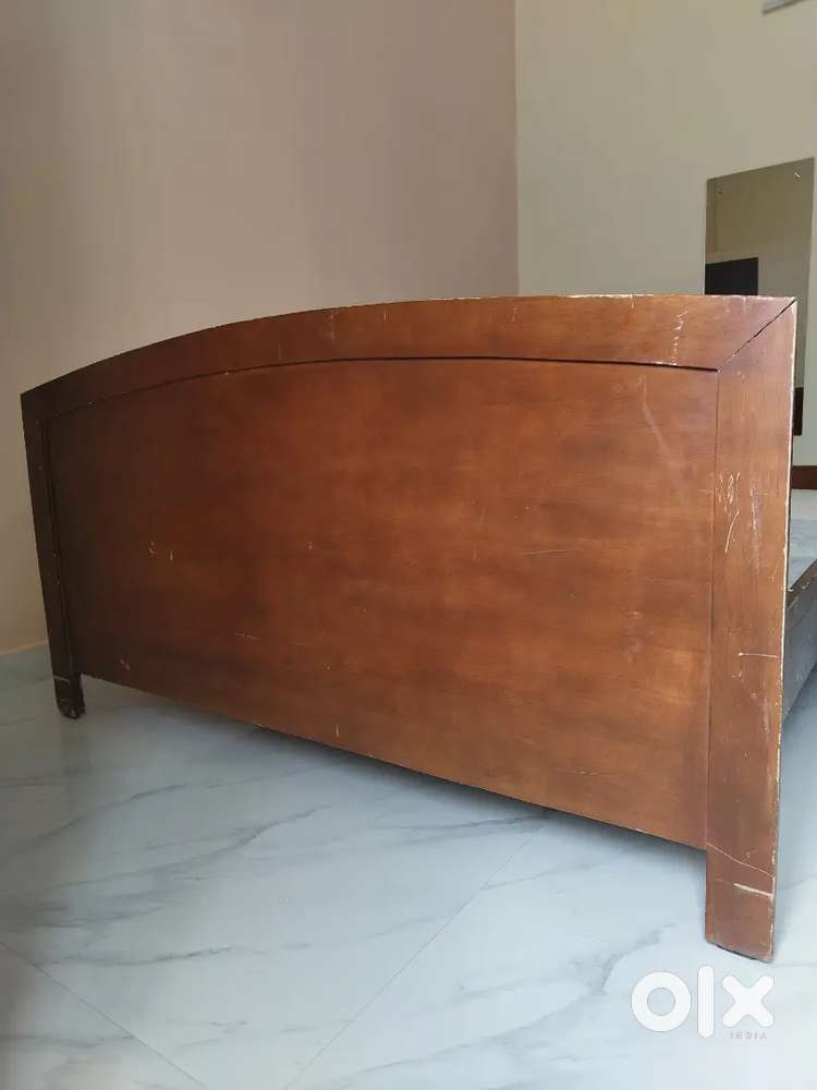 Wooden COT QUEEN Size 78x60 or 6.5x5