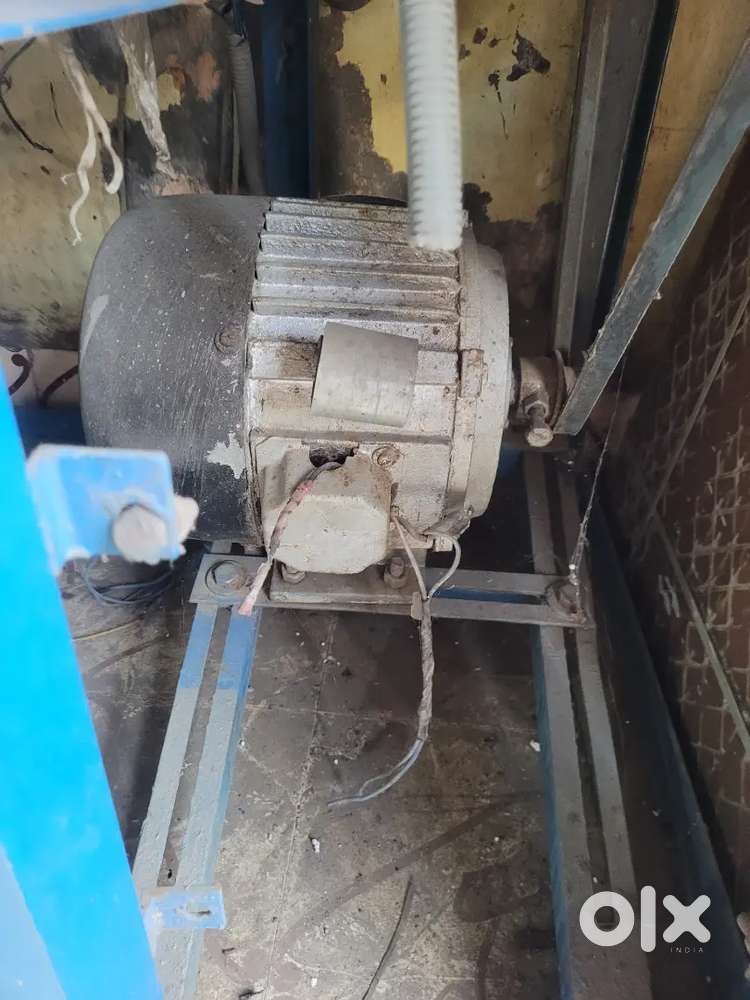 Macine of pleat and kotti