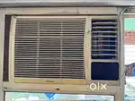 1 ton window Hitachi AC