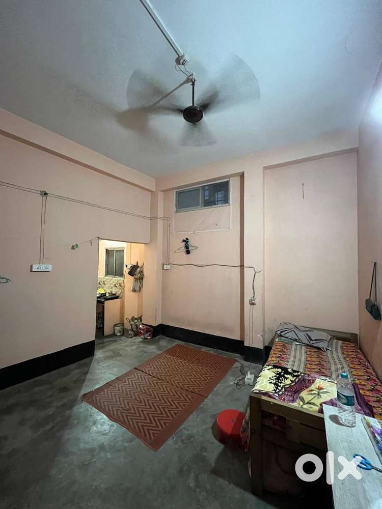 1RK room Near West Guwahati BEd College, Templeghat