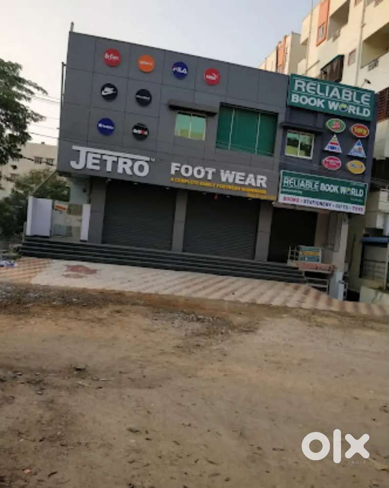 Spacious 1 bhk house in manikonda