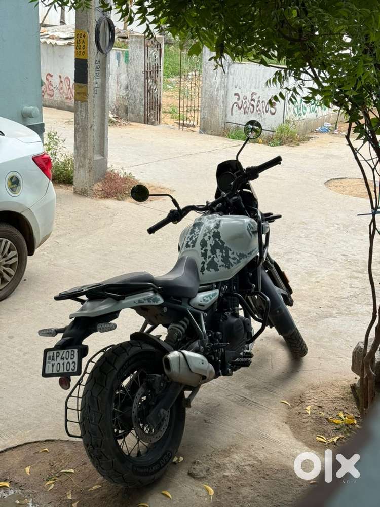 Want to sell 1 year old himalayan450 limited used very good maintained