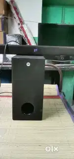 Moto soundbar with wireless subwoofer
