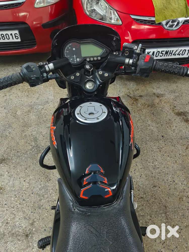 Bajaj Pulsar 125