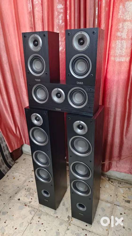 Tower speaker set