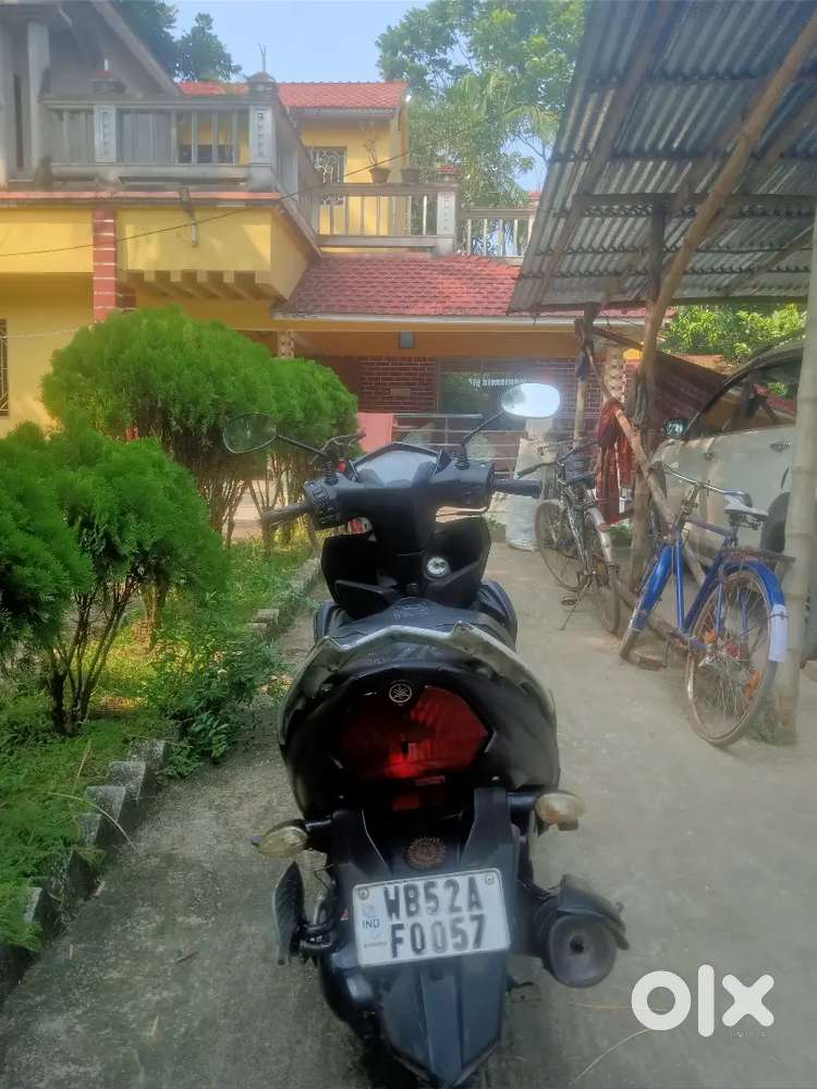 Ray zr 125