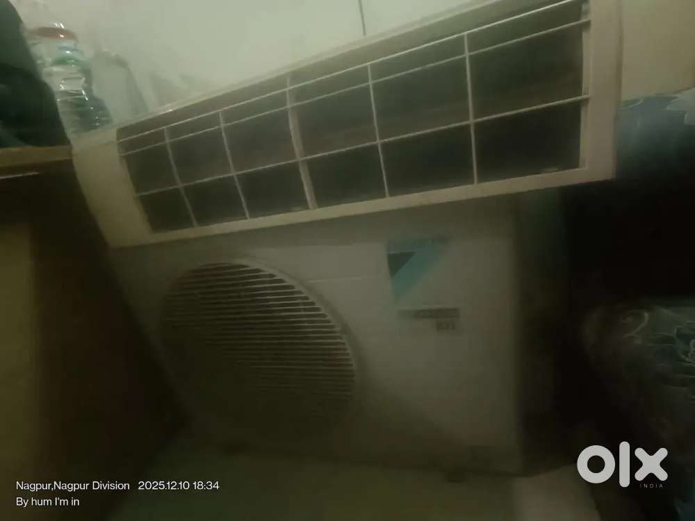 Daikin inverter AC 2 ton