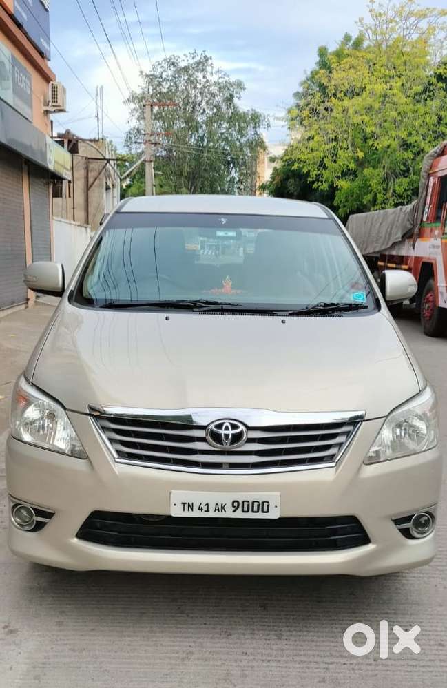 Toyota Innova 2.5 V 7 STR, 2014, Diesel
