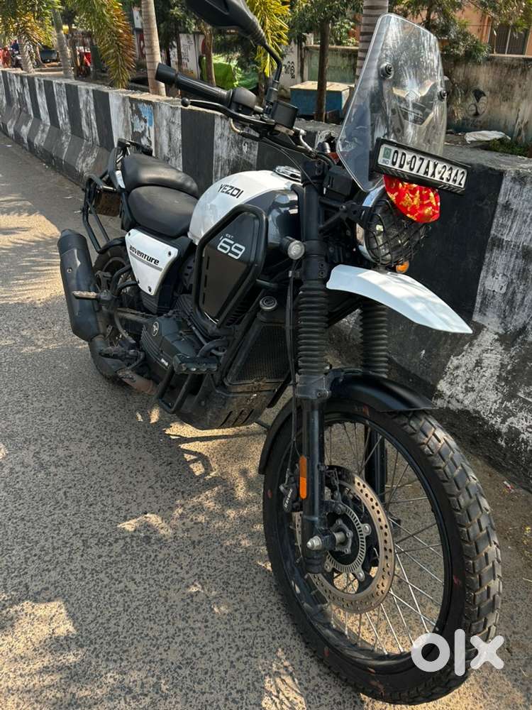 Just 1 year yezdi adventure white out without any sctrach