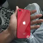 Iphone se 128 gb 2020 in mint condition  no problem  with Bill and box