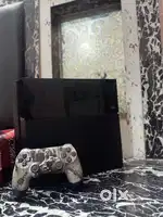 PS 4 with 5 games
