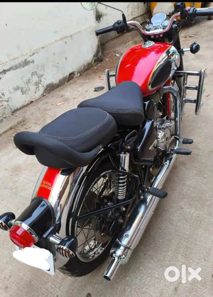 Royal Enfield classic 350 bs6 Red Chrome less driven bike unused vehic
