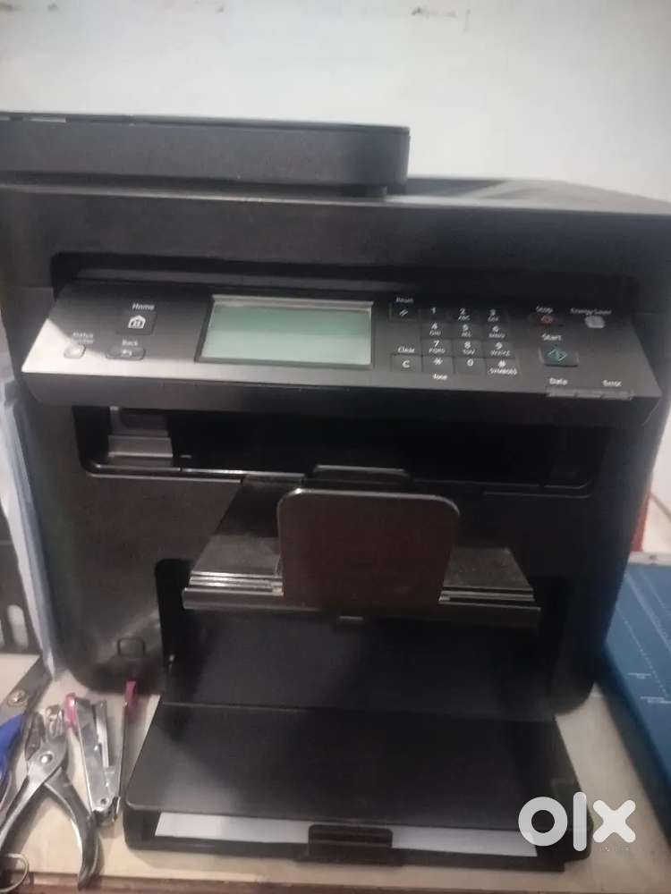 Printer 1 year old for sale 20k prize slightly negotiable