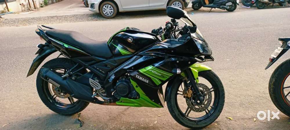 Yamaha r15