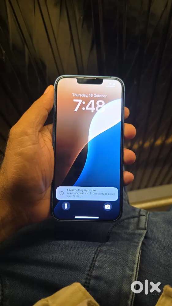 I phone 13 128 battey 86