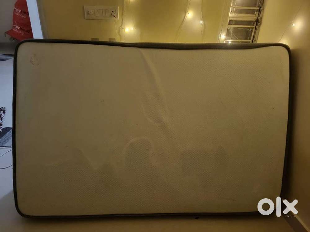 Double Bed MemoryForm Mattress  (Sleepyhead)