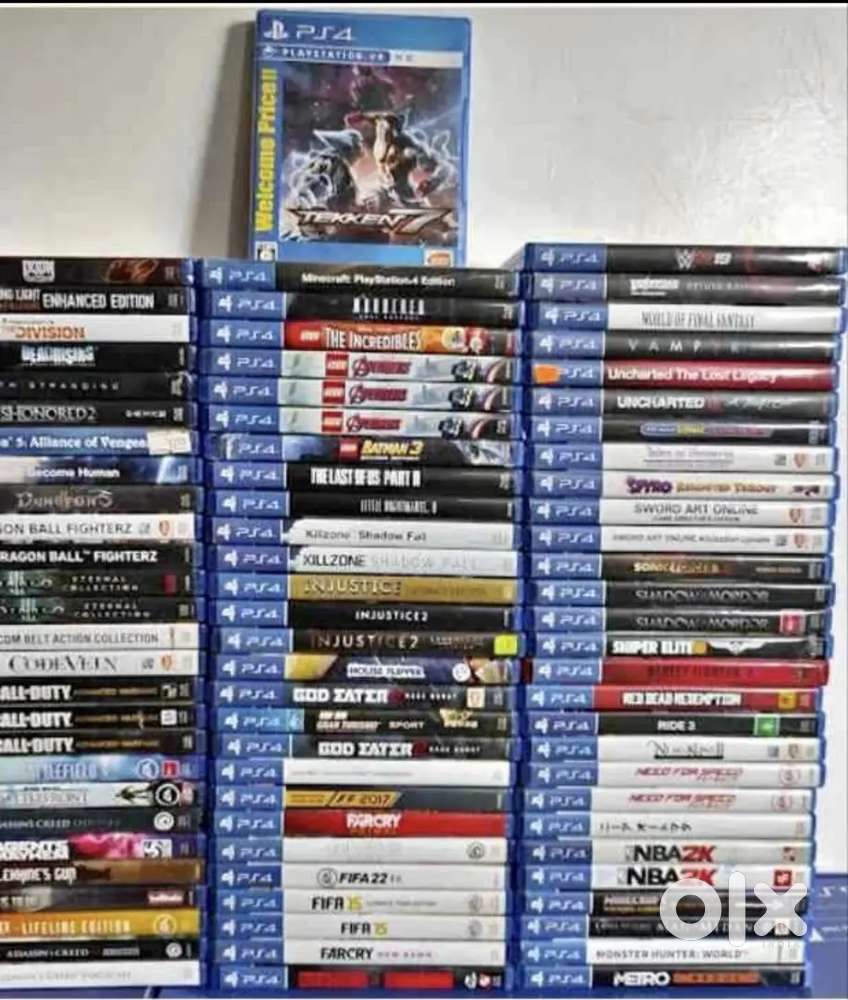 PS4 games  cds . PlayStation disc