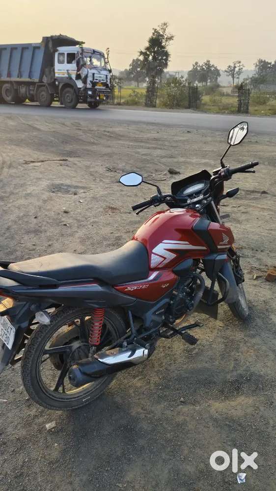 Full new conditions... service done..all paper vallid..