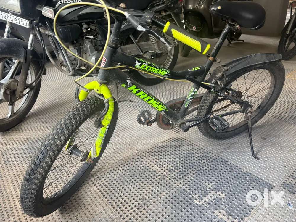 Kross Extreme Kids Cycle – Good Condition + 2 Spare Tyres
