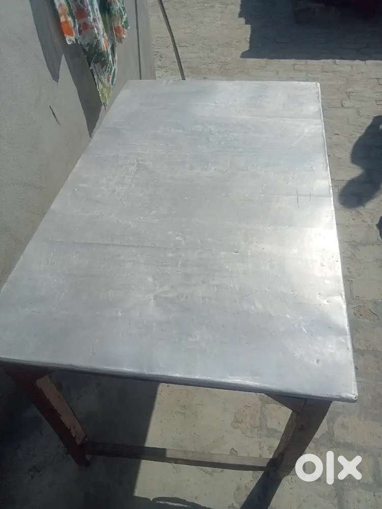 हम को इसकी जरूरत नहीं है इसलिए हम इसको बैजना चाहती है