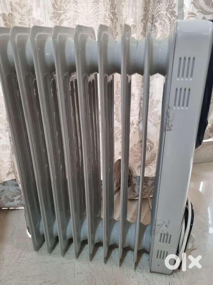 Oil room heater