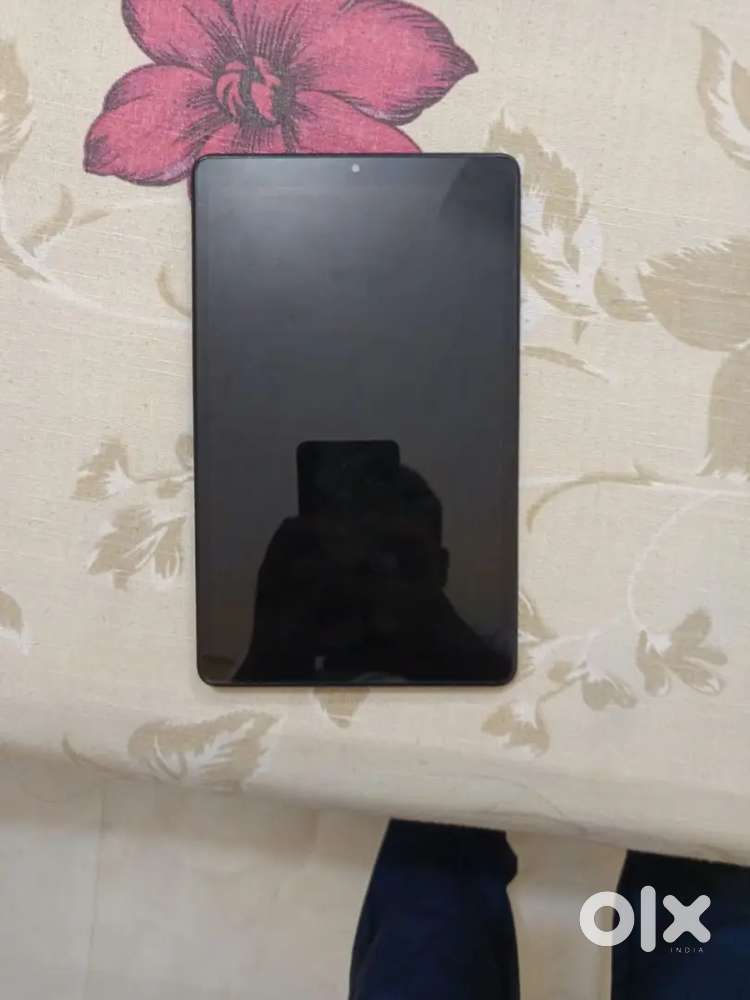 RAM-32gb ROM-2gb COLOUR- black grey